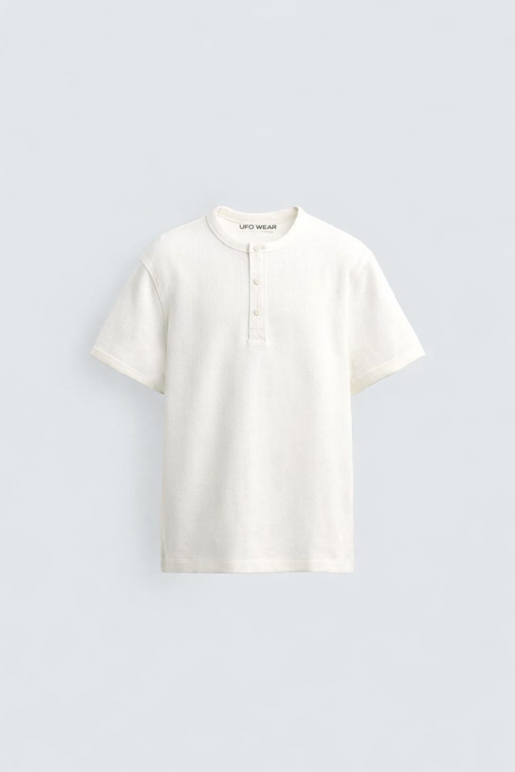 Düğmeli Yaka T-shirt
